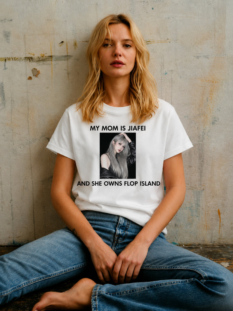"My Mom Is Jiafei" Oversized Graphic T-Shirt