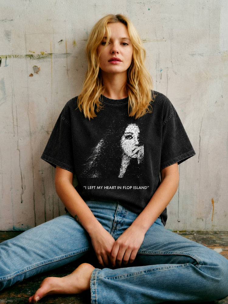 JIAFEI “I Left My Heart In Flop Island” Portrait Graphic Oversized T-Shirt