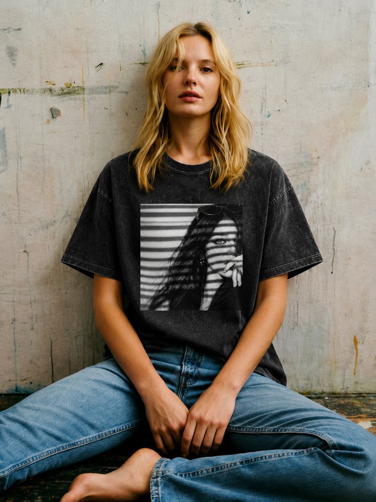 JIAFEI Black And White Shadow Portrait Graphic Oversized T-Shirt