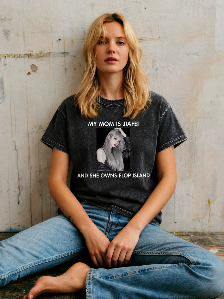 "My Mom Is Jiafei" Oversized Graphic T-Shirt