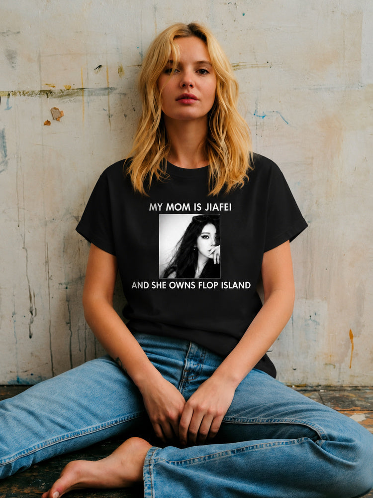 "My Mom Is Jiafei (V2)" Oversized Graphic T-Shirt