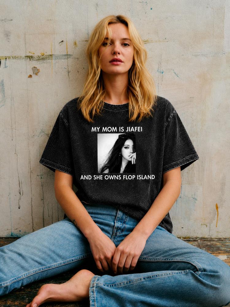 "My Mom Is Jiafei (V2)" Oversized Graphic T-Shirt