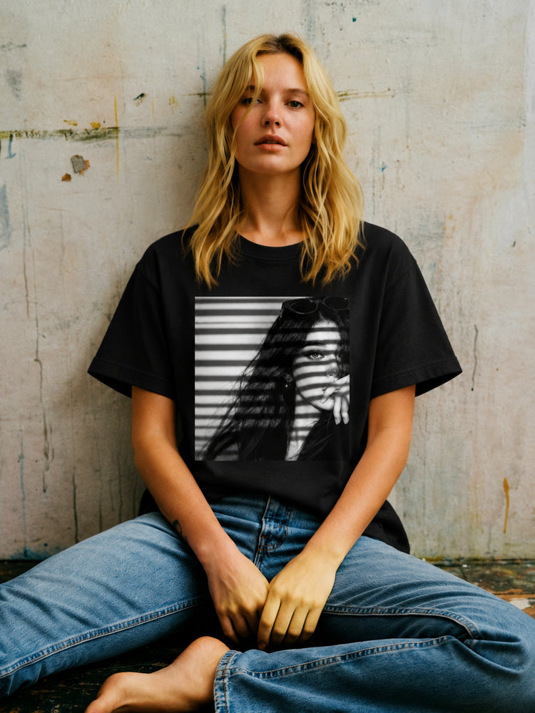 JIAFEI Black And White Shadow Portrait Graphic Oversized T-Shirt