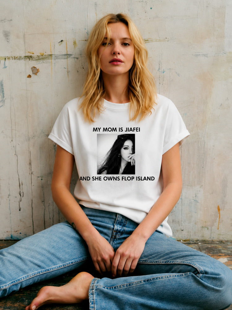 "My Mom Is Jiafei (V2)" Oversized Graphic T-Shirt