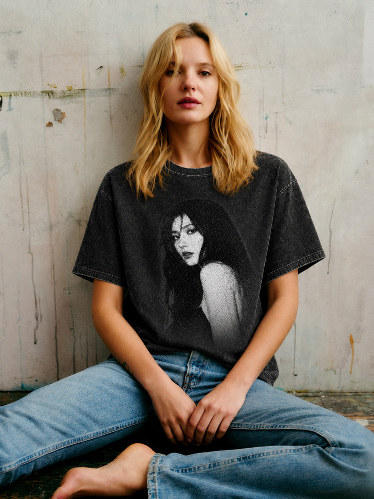 JIAFEI Dotted Gradient Portrait Graphic Oversized T-Shirt