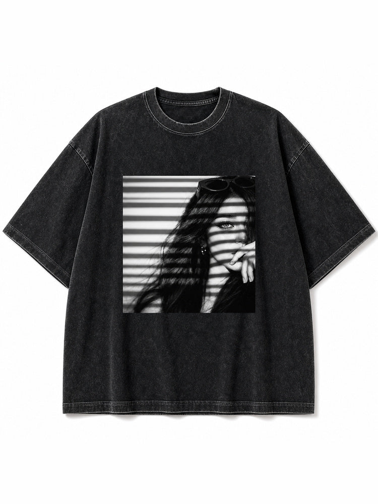 JIAFEI Black And White Shadow Portrait Graphic Oversized T-Shirt
