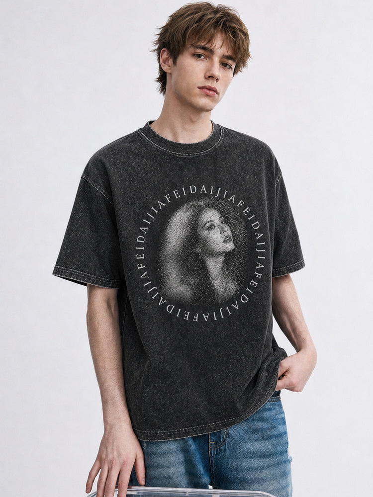 JIAFEI Dotted Portrait & Circular Text Graphic Oversized T-Shirt